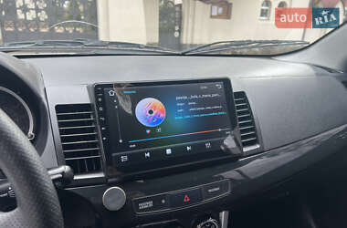 Седан Mitsubishi Lancer 2016 в 