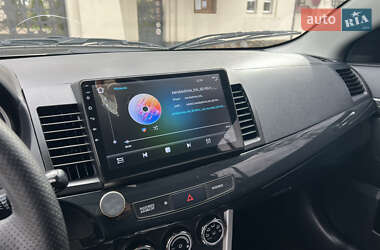 Седан Mitsubishi Lancer 2016 в 