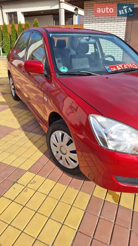 Седан Mitsubishi Lancer 2004 в Житомире
