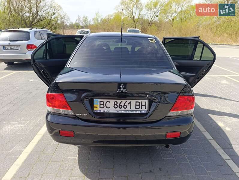Седан Mitsubishi Lancer 2008 в Пустомытах