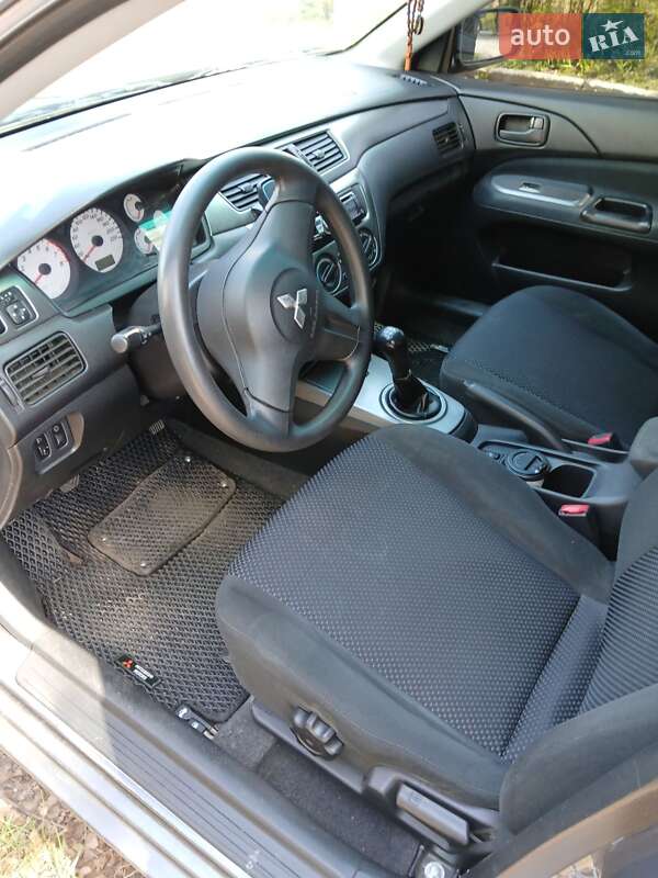 Седан Mitsubishi Lancer 2007 в Куликівці
