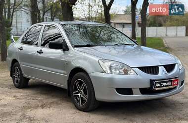 Седан Mitsubishi Lancer 2004 в 