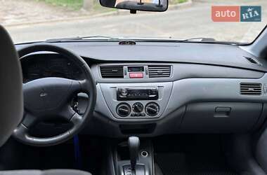 Седан Mitsubishi Lancer 2004 в 