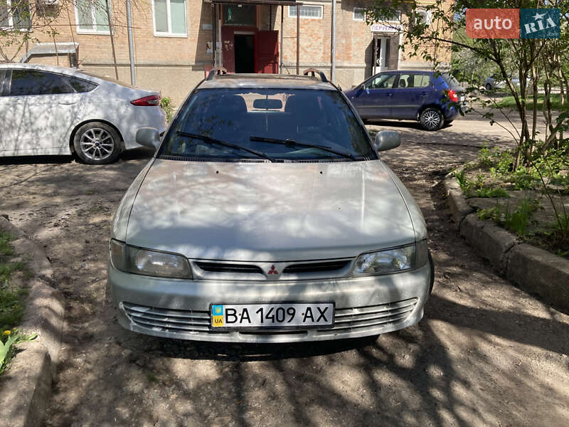 Универсал Mitsubishi Lancer 1994 в 