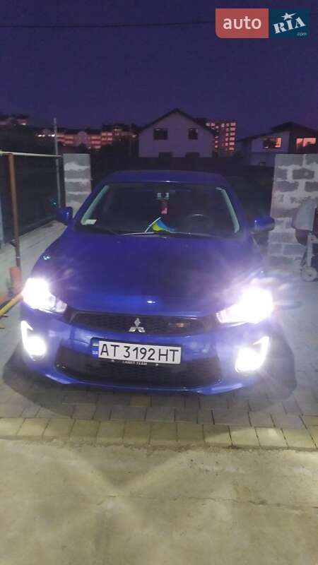 Седан Mitsubishi Lancer 2015 в Івано-Франківську