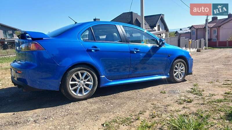 Седан Mitsubishi Lancer 2015 в Івано-Франківську
