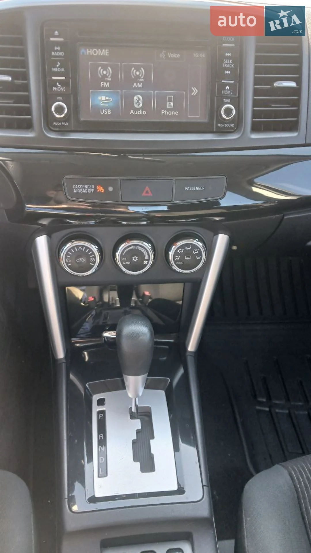 2015 Mitsubishi Lancer - мініатюра 26