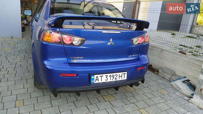 Седан Mitsubishi Lancer 2015 в Івано-Франківську