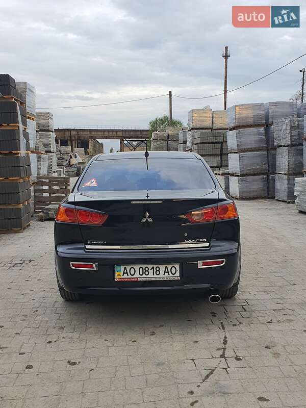 Седан Mitsubishi Lancer 2008 в Ужгороде