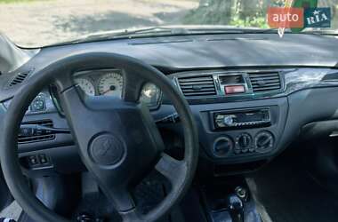 Седан Mitsubishi Lancer 2004 в 