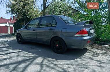 Седан Mitsubishi Lancer 2004 в 