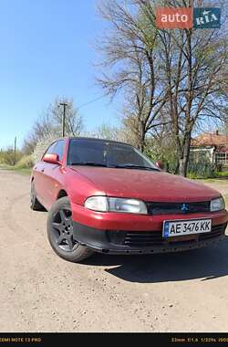 Седан Mitsubishi Lancer 1993 в 