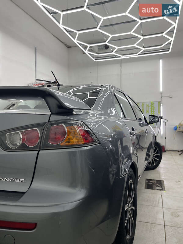 Седан Mitsubishi Lancer 2014 в Киеве