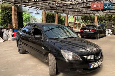Седан Mitsubishi Lancer 2004 в 