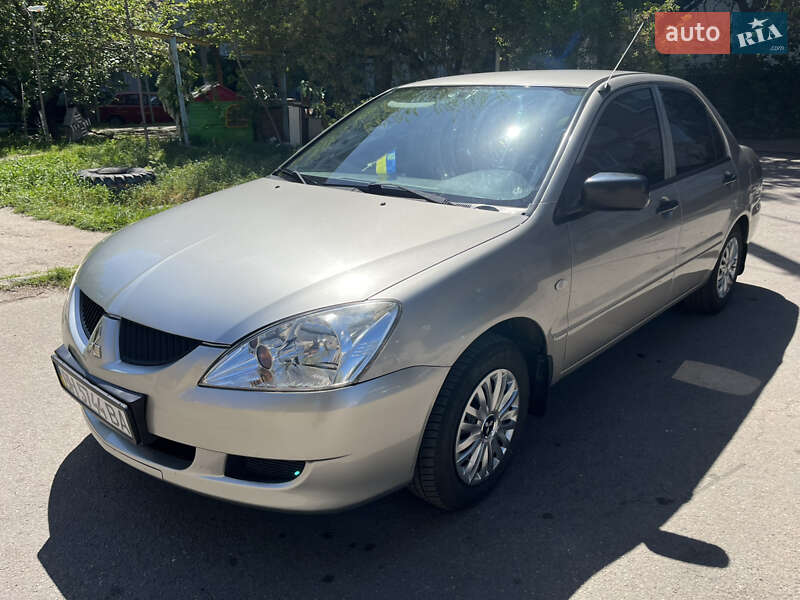 Седан Mitsubishi Lancer 2004 в Одесі