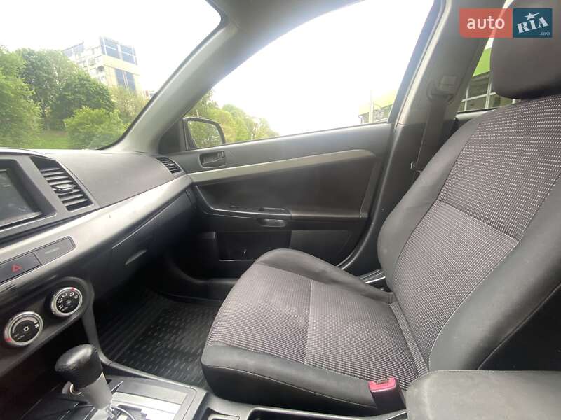 Седан Mitsubishi Lancer 2008 в Львові