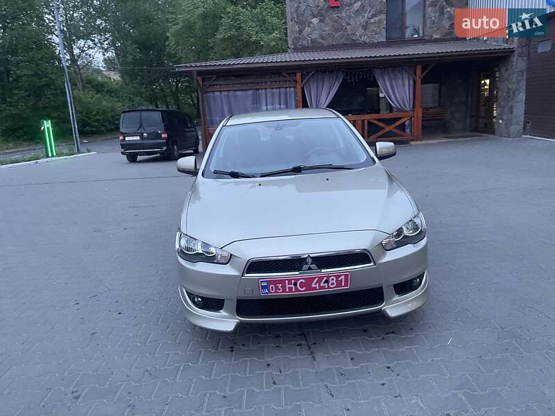 Седан Mitsubishi Lancer 2008 в Луцьку
