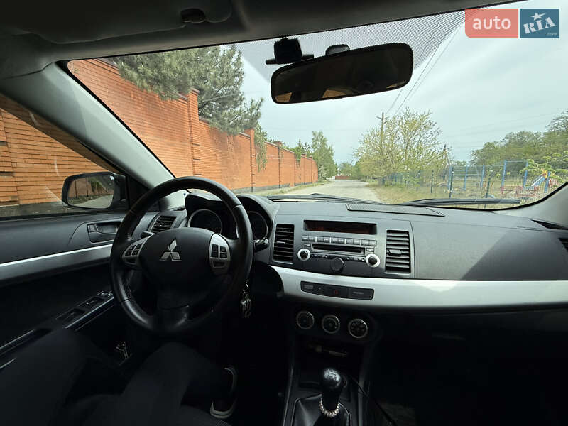 Седан Mitsubishi Lancer 2008 в Днепре