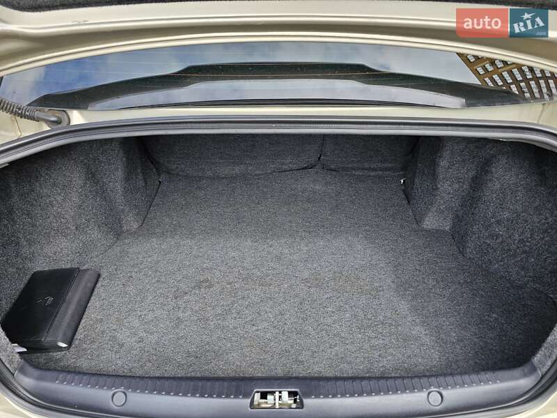 Седан Mitsubishi Lancer 2011 в Києві