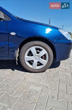 Седан Mitsubishi Lancer 2004 в 