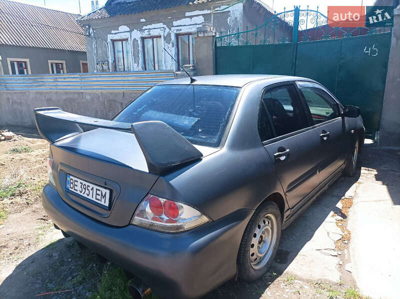 Седан Mitsubishi Lancer 2006 в Николаеве