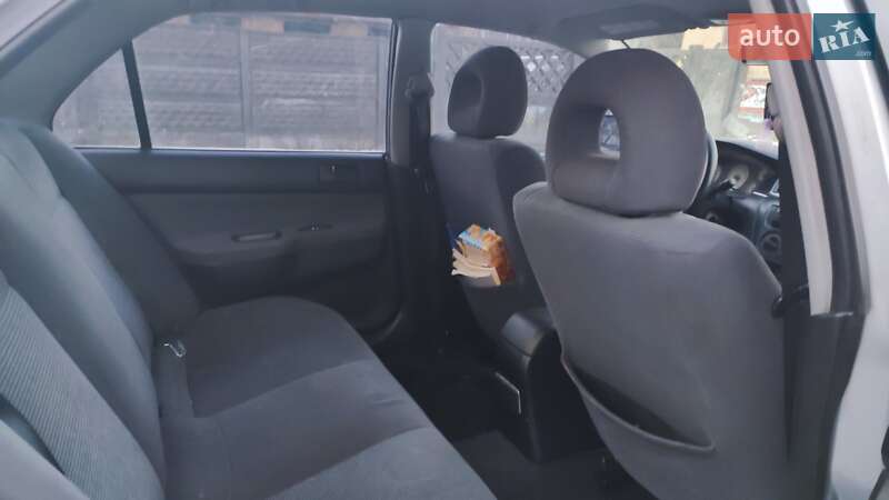 Седан Mitsubishi Lancer 2005 в Киеве