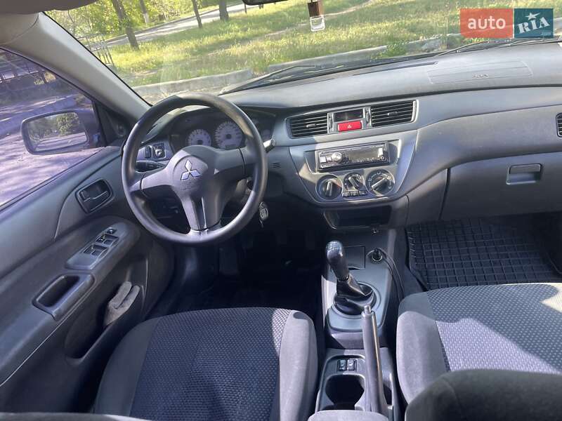 Седан Mitsubishi Lancer 2008 в Николаеве