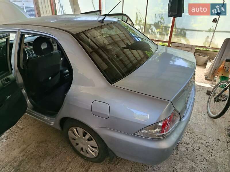 Mitsubishi Lancer 2006