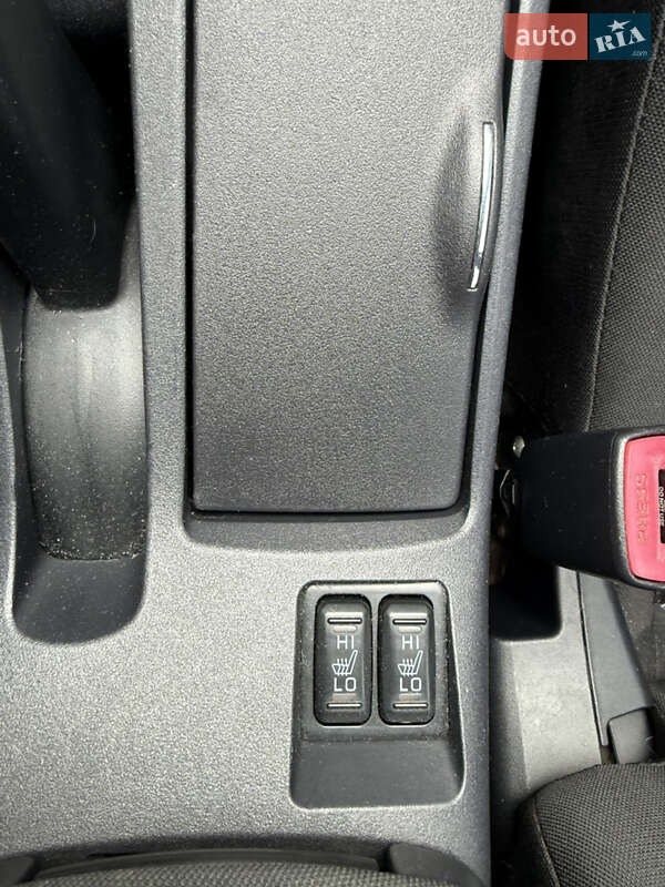 Седан Mitsubishi Lancer 2012 в Киеве