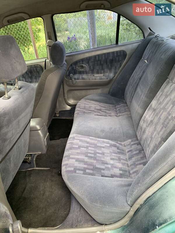 Седан Mitsubishi Lancer 1996 в Одессе