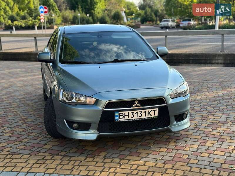 Седан Mitsubishi Lancer 2008 в Сараті