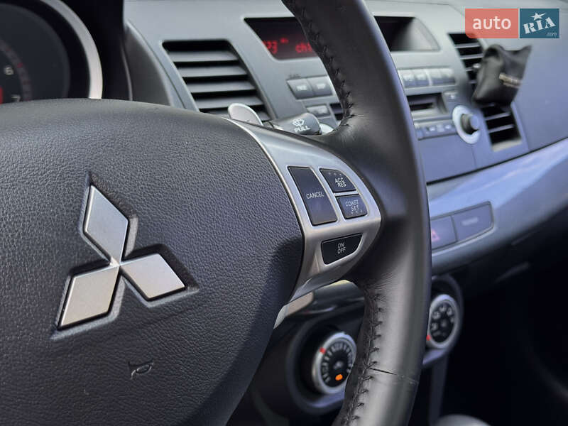 Седан Mitsubishi Lancer 2007 в Києві