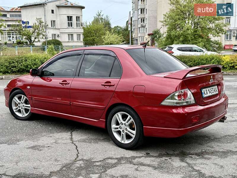 Седан Mitsubishi Lancer 2007 в Киеве
