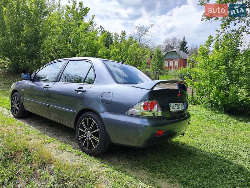 Седан Mitsubishi Lancer 2007 в Харькове