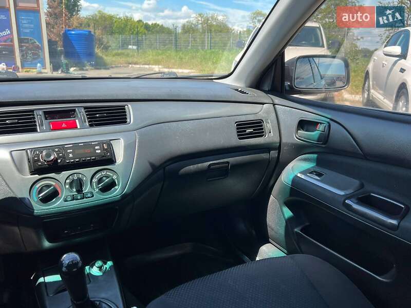 Седан Mitsubishi Lancer 2006 в Одесі