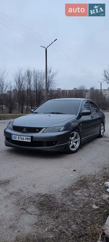 Mitsubishi Lancer