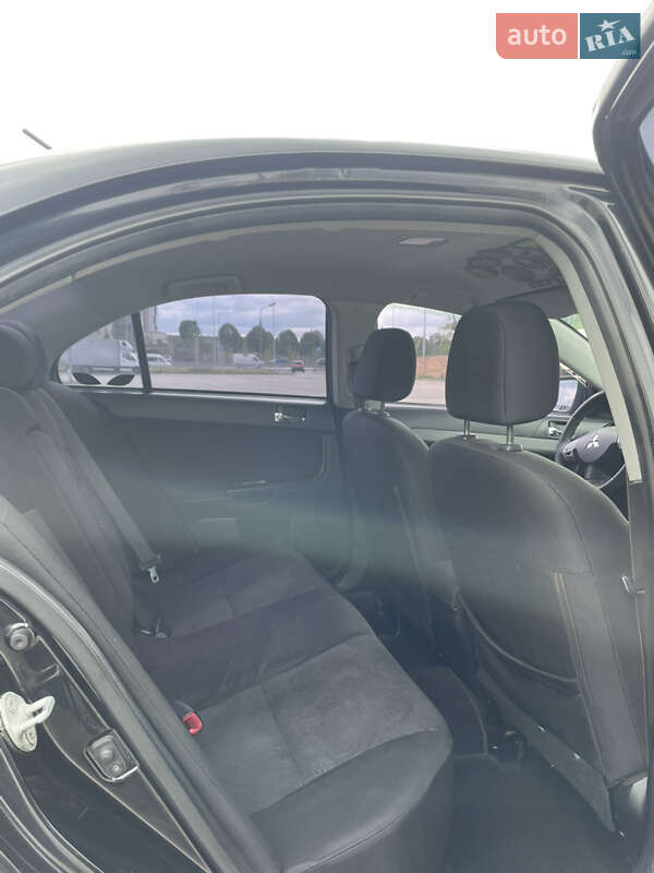 Седан Mitsubishi Lancer 2007 в Києві