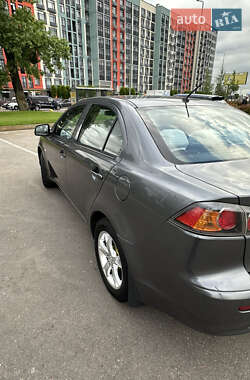 Седан Mitsubishi Lancer 2011 в 