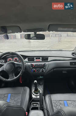 Седан Mitsubishi Lancer 2005 в 