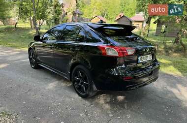 Хэтчбек Mitsubishi Lancer 2009 в 
