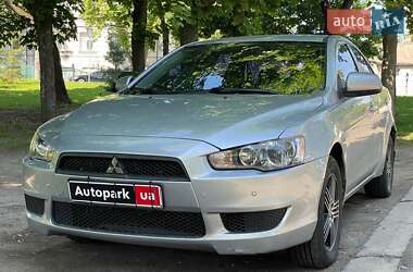 Седан Mitsubishi Lancer 2008 в Киеве