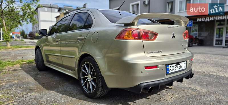 Седан Mitsubishi Lancer 2008 в Ужгороде