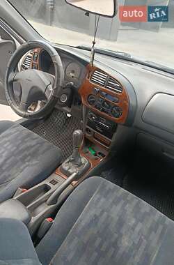 Седан Mitsubishi Lancer 1996 в 