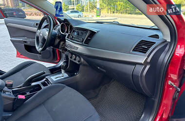 Седан Mitsubishi Lancer 2013 в 