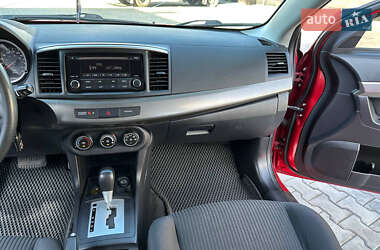 Седан Mitsubishi Lancer 2013 в 