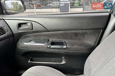 Седан Mitsubishi Lancer 2003 в 
