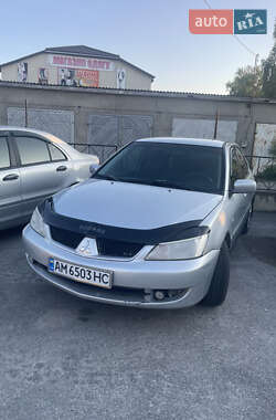 Седан Mitsubishi Lancer 2007 в Полонному