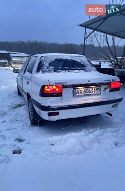 Седан Mitsubishi Lancer 1990 в 