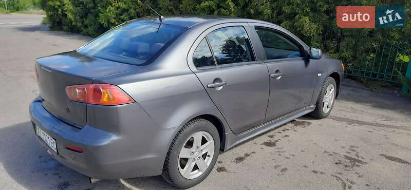 Седан Mitsubishi Lancer 2007 в Софиевской Борщаговке