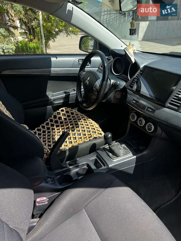 Седан Mitsubishi Lancer 2007 в Владимирце